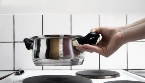 中国口碑网:选择电磁炉的五大要领