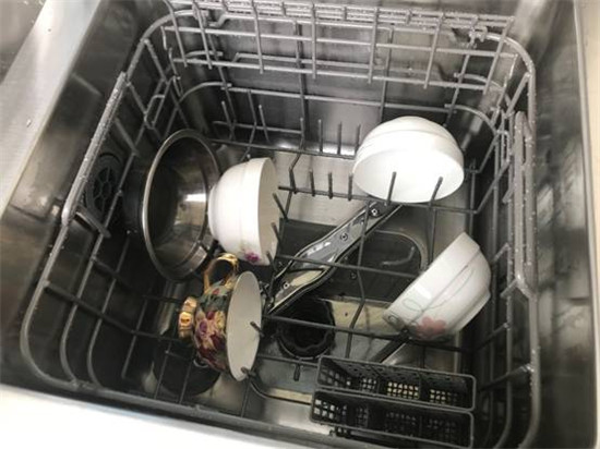 美的洗碗机F2:小规格 大能耐 轻松厨房家务