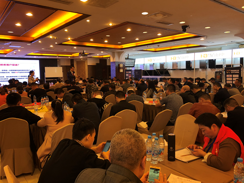 慧百厨电成都站巡讲行程 取得圆满的成功