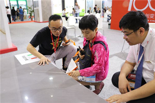 著名陶瓷品牌新天地惊艳亮相2019第33届广州陶瓷工业展