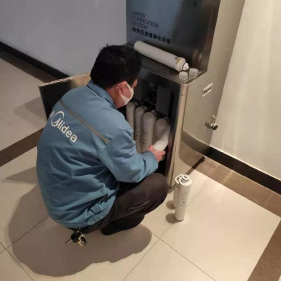 美的净水器进驻湖北防疫指挥中心 保障饮水健康