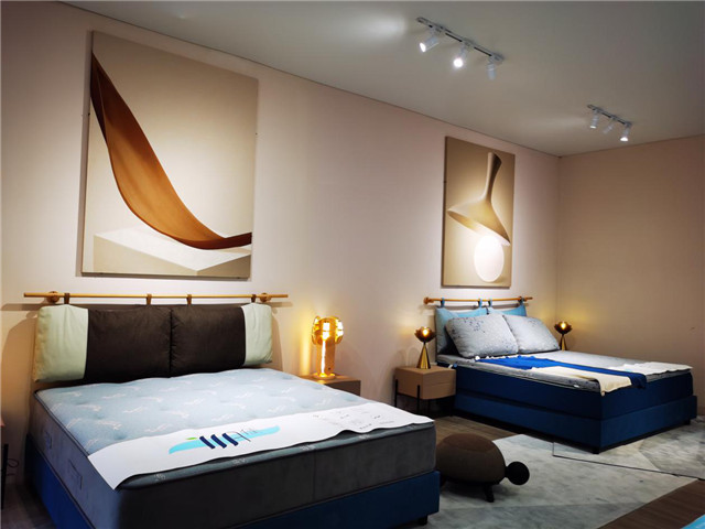 两千多家企业亮相上海家具展 为何百思佳能够引人驻足?