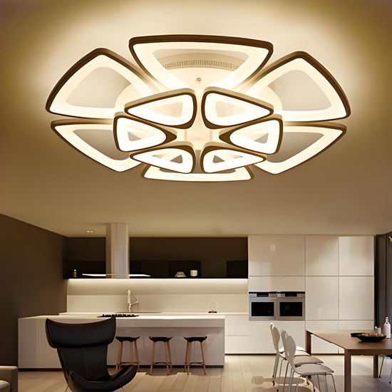 “创新驱动,塑造独一无二的LED灯饰品牌形象”